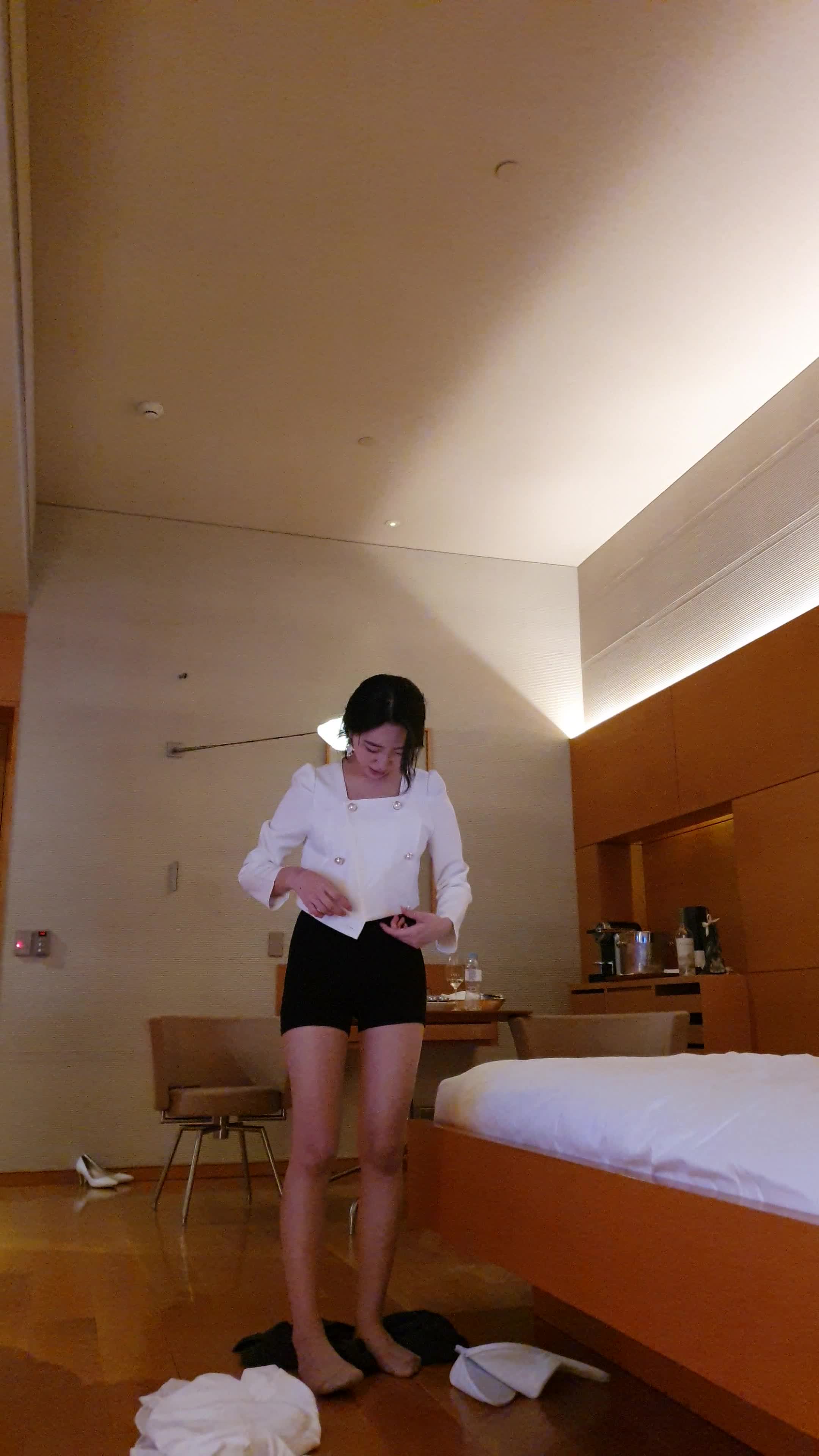 이가현 빨간속옷 인천고향 애늙은이 (4) 썸네일