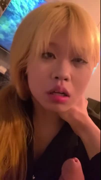 한국말 잘 알아듣는 중국유학생녀 썸네일